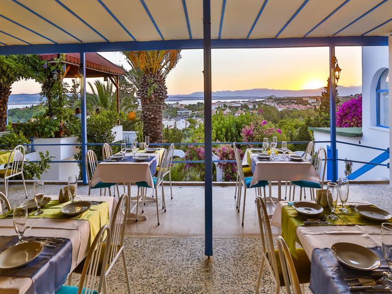 Pasalimani Hotel Çeşme Extérieur photo